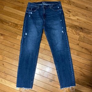 Old Navy Boyfriend Mid-rise Distressed Jeans